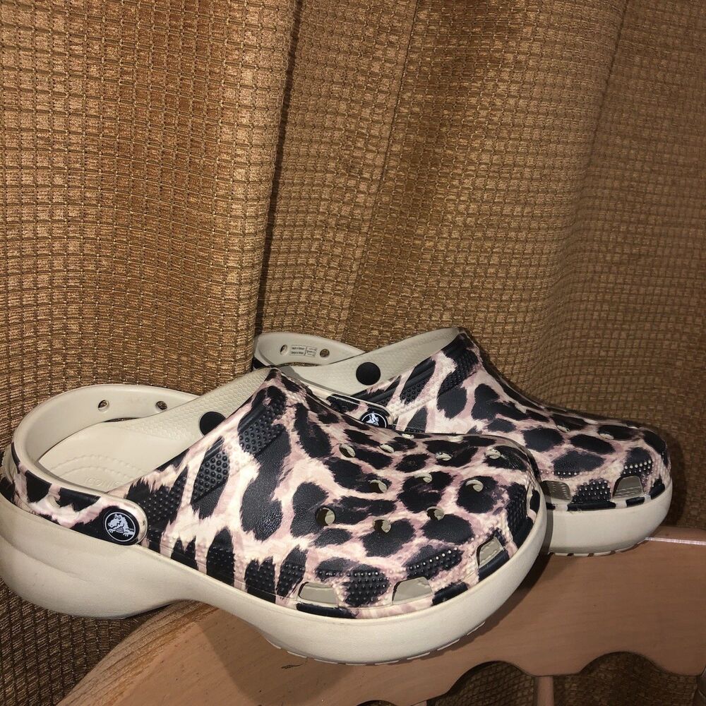 CROCS Classic Animal Platform Remix Clog Women's 8 Leopard Iconic Comfort Shoes